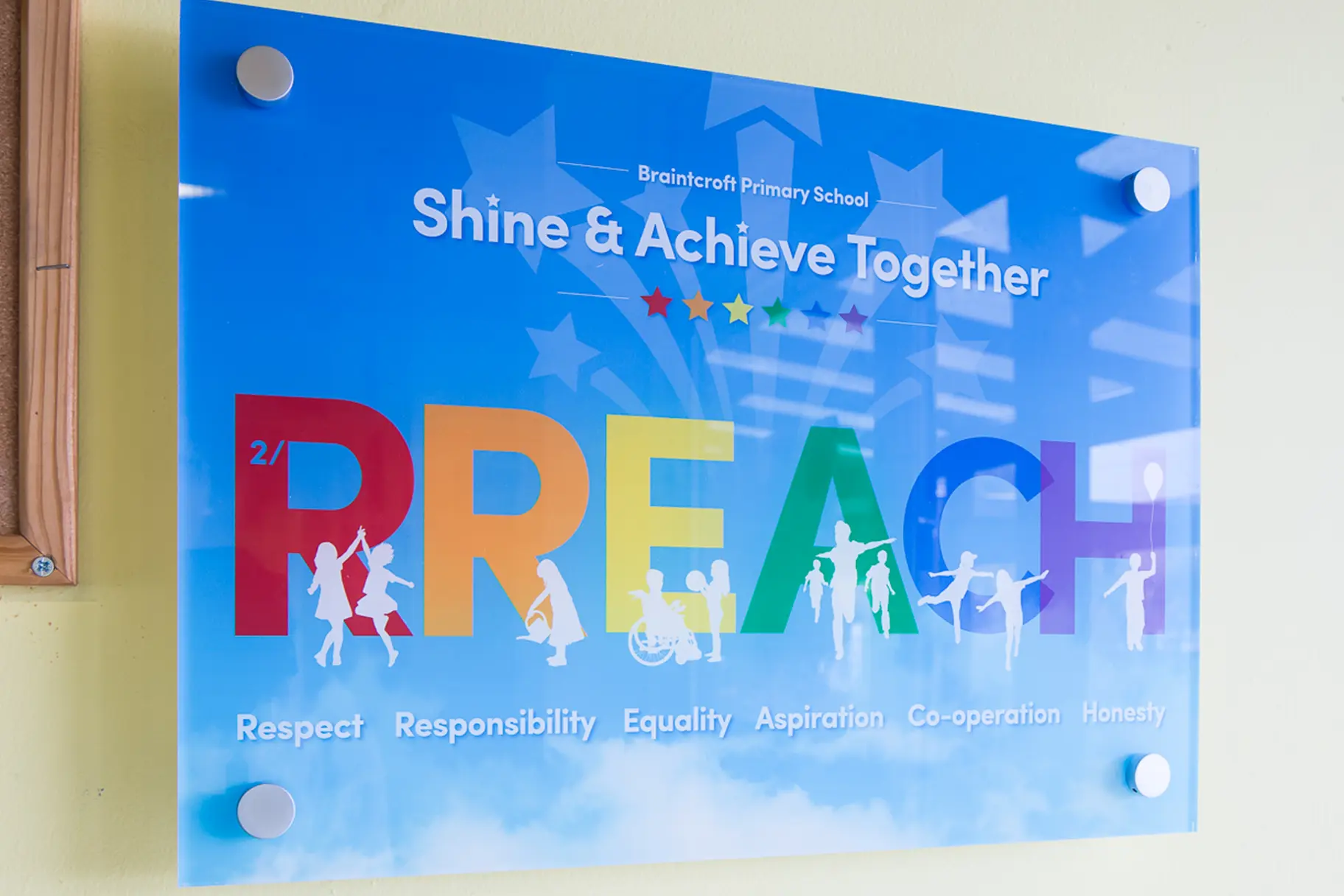 School values bespoke boards with wall art