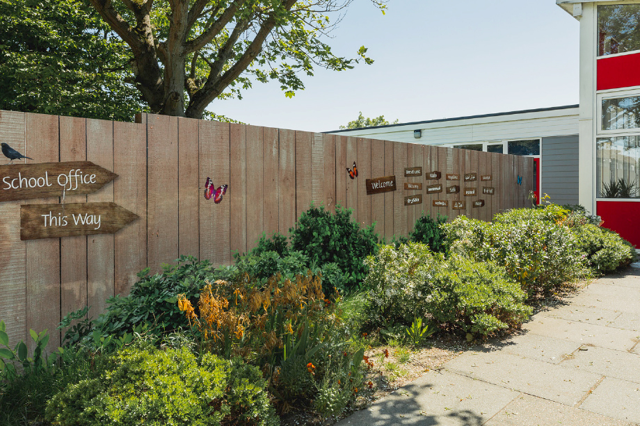 Northlands Primary School & Nursery External Fence Art